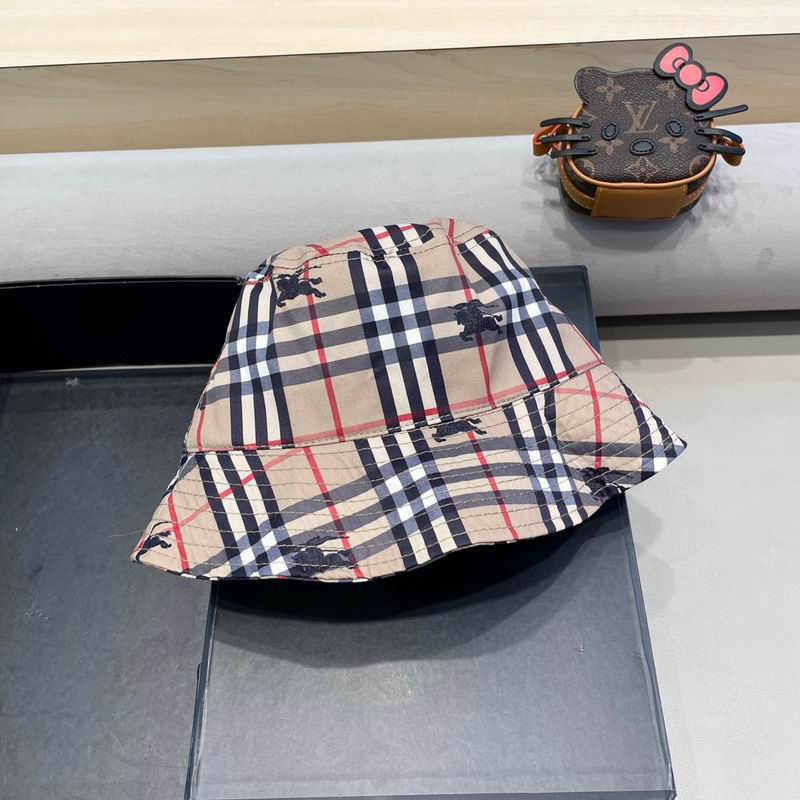 Burberry hat (8)