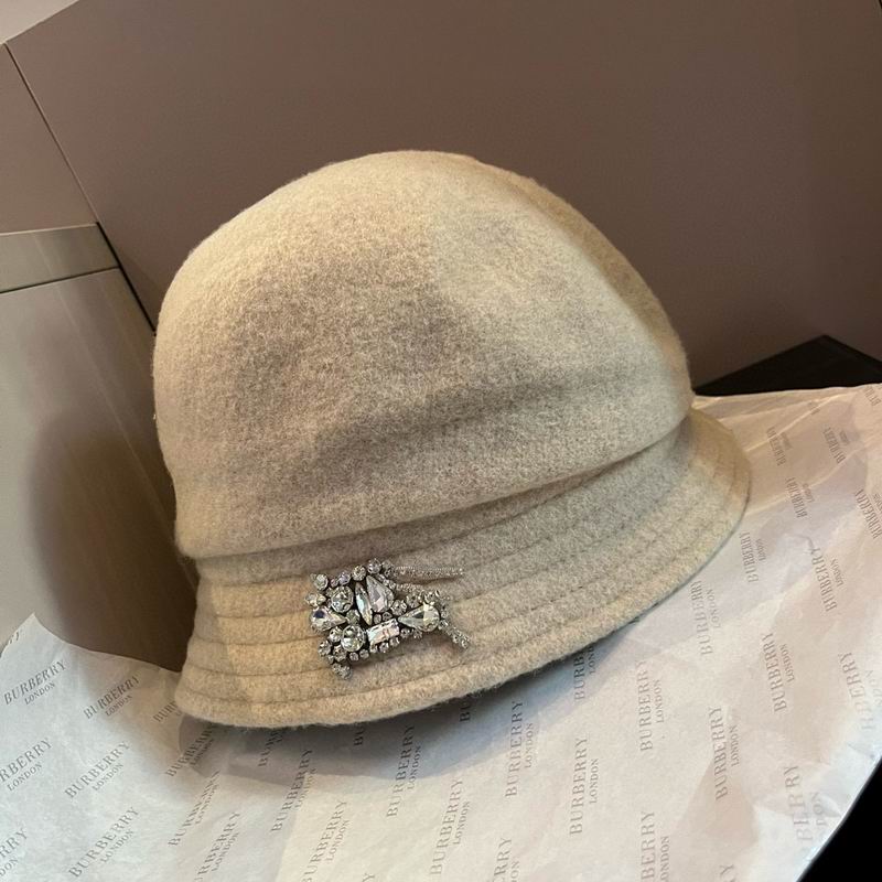 Burberry hat 79 (5)