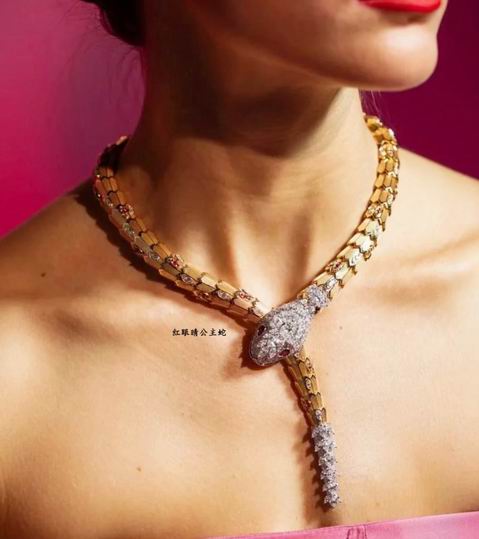 Bvlgari necklace 12lyh198 (8)