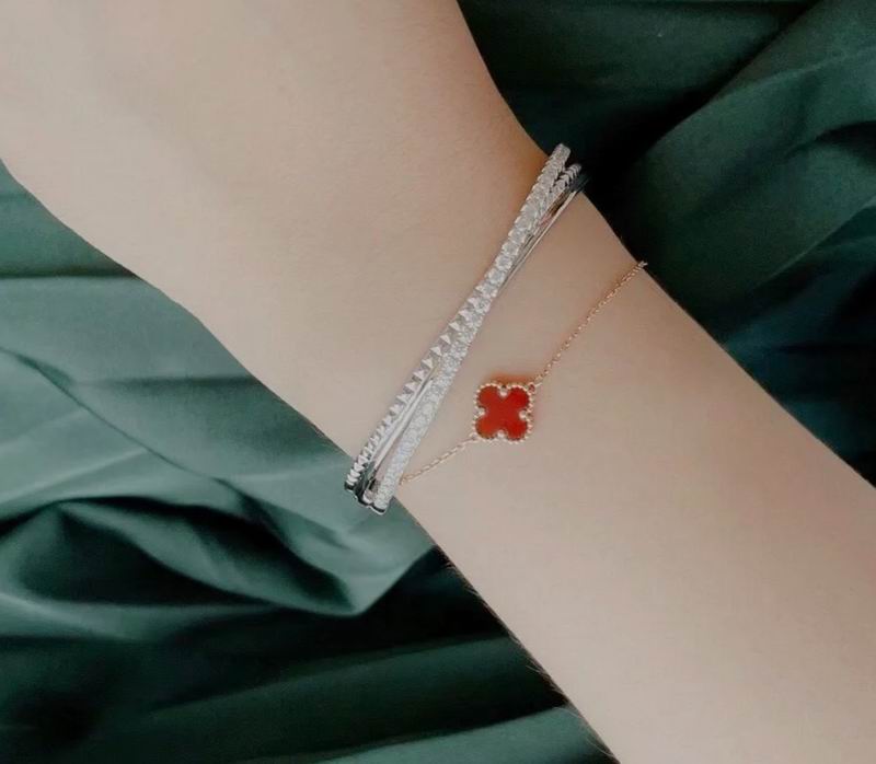 Cartier bracelet 03lyh237 (8)