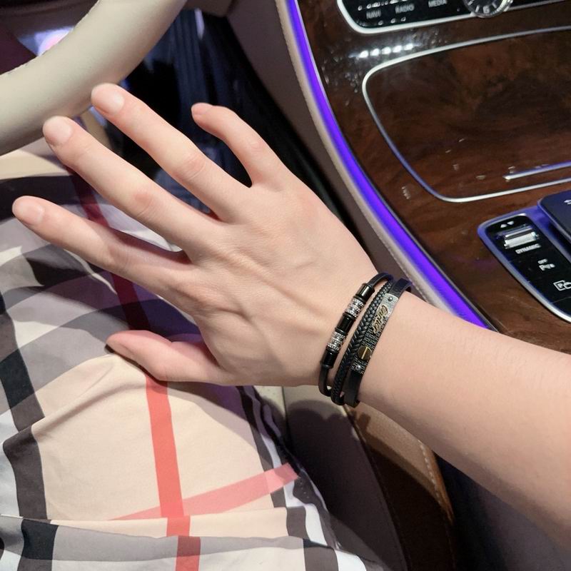 Cartier bracelet 03lyh241 (6)