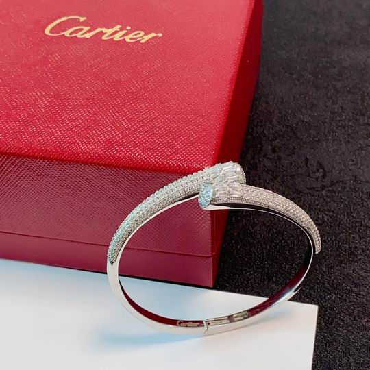 Cartier bracelet 12lyh221 (1)