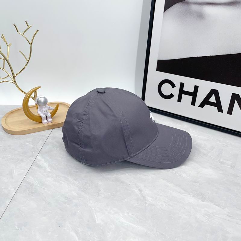 Celine cap dx (116)