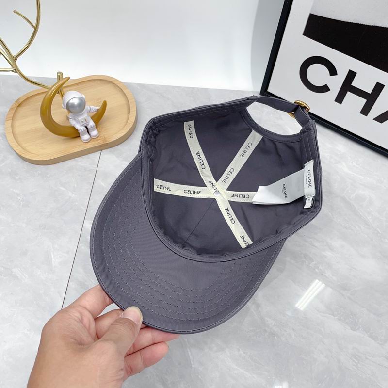 Celine cap dx (130)