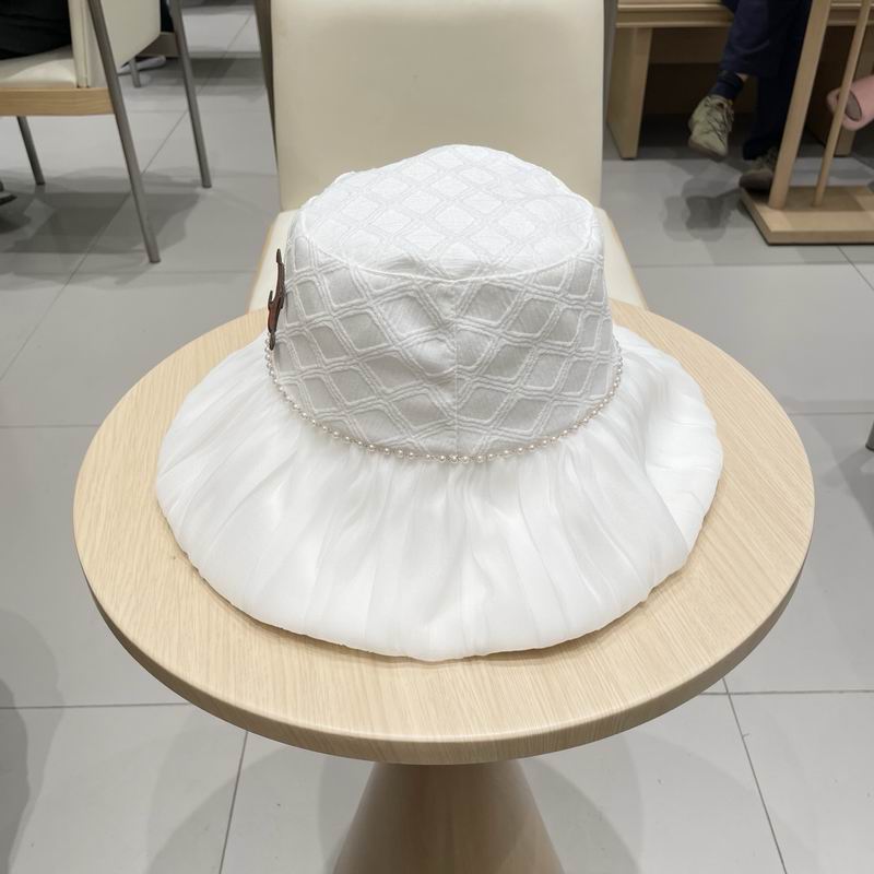 Celine hat 27 (26)