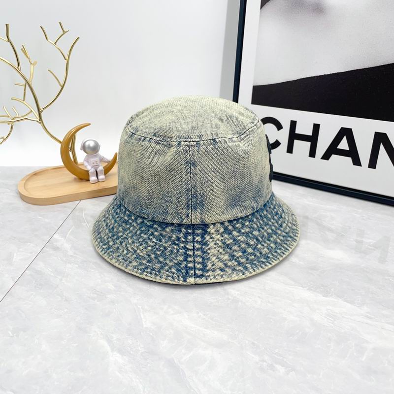 Celine hat dx (51)