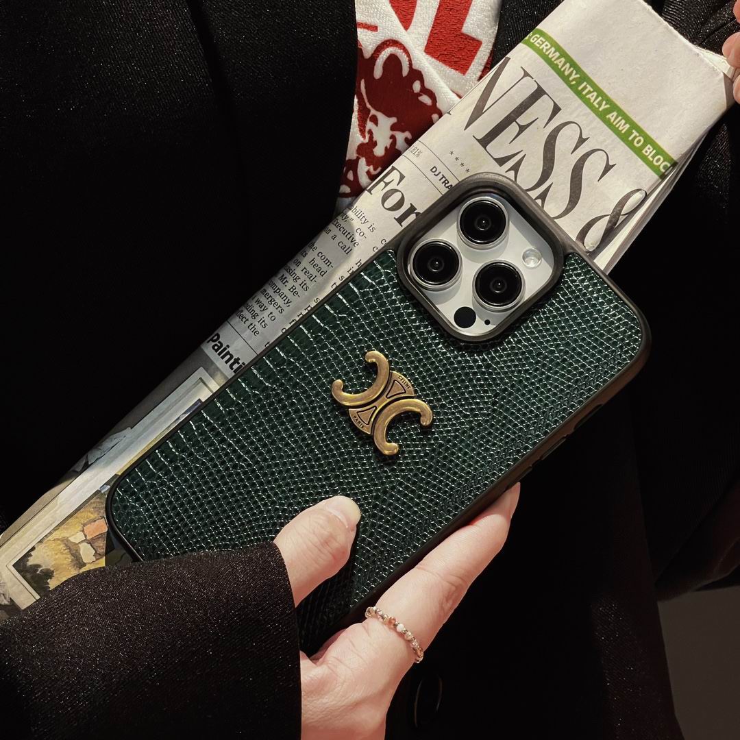 Celine phone shell  (1)