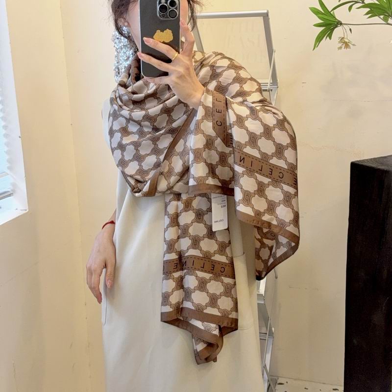 Celine silk scarf 90-180cm E25 (2)