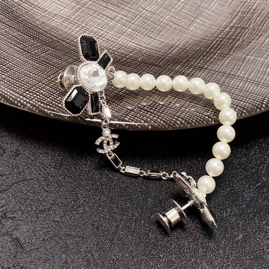 Chanel Brooch 01lyh140 (5)