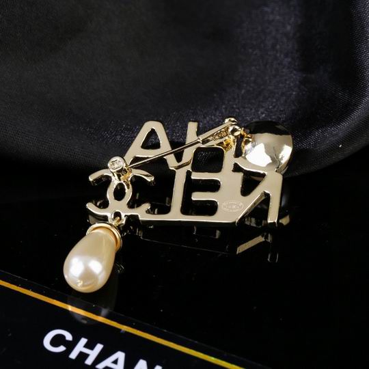 Chanel Brooch 12lyh102 (6)