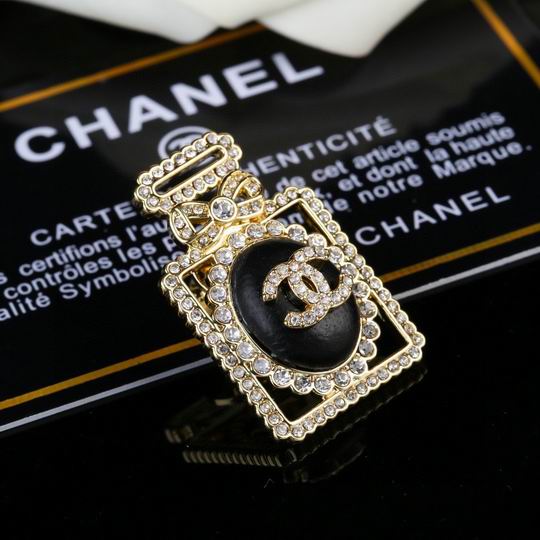 Chanel Brooch 12lyh104 (8)