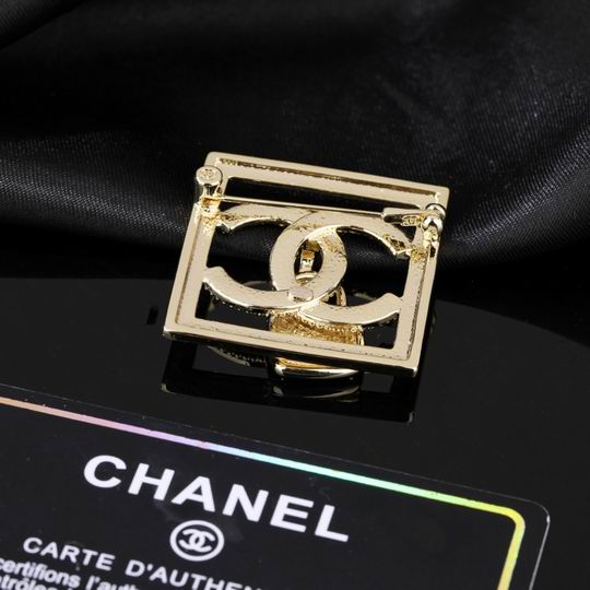 Chanel Brooch 12lyh112 (2)