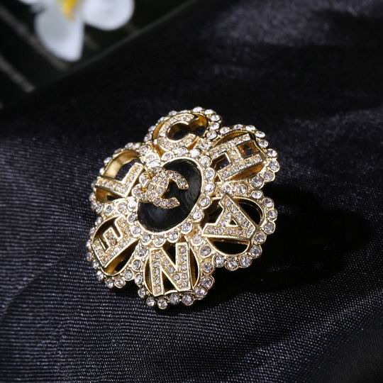 Chanel Brooch 12lyh113 (6)