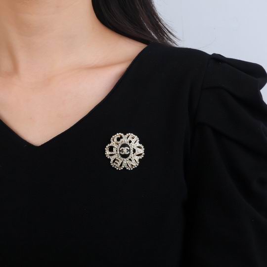 Chanel Brooch 12lyh113 (7)