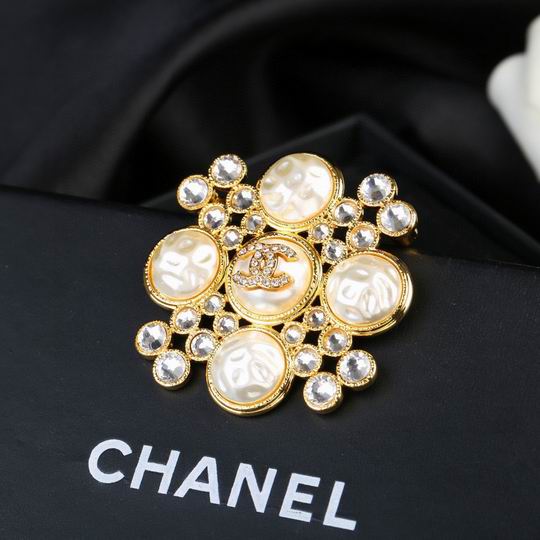 Chanel Brooch 12lyh114 (1)
