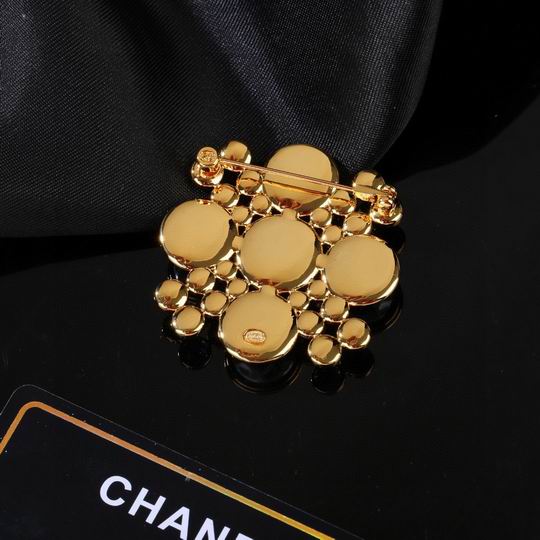 Chanel Brooch 12lyh114 (2)
