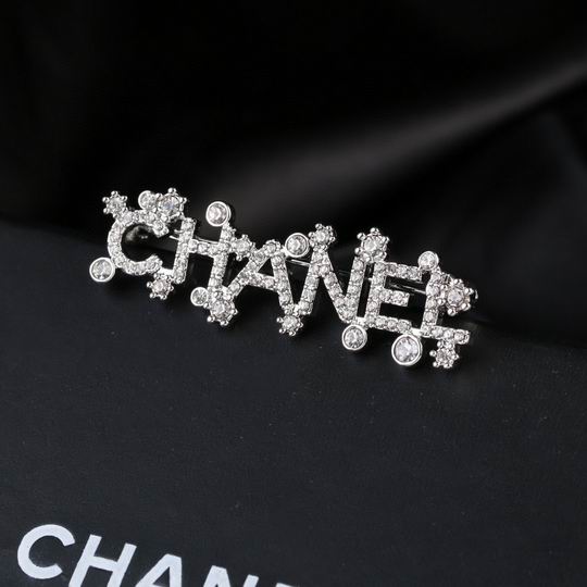 Chanel Brooch 12lyh115 (4)