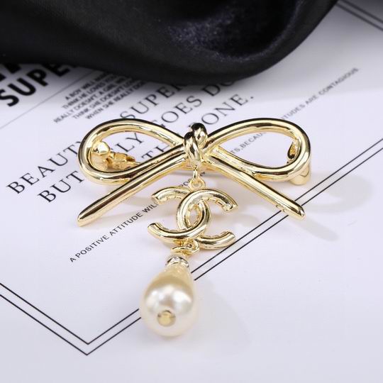 Chanel Brooch 12lyh116 (2)