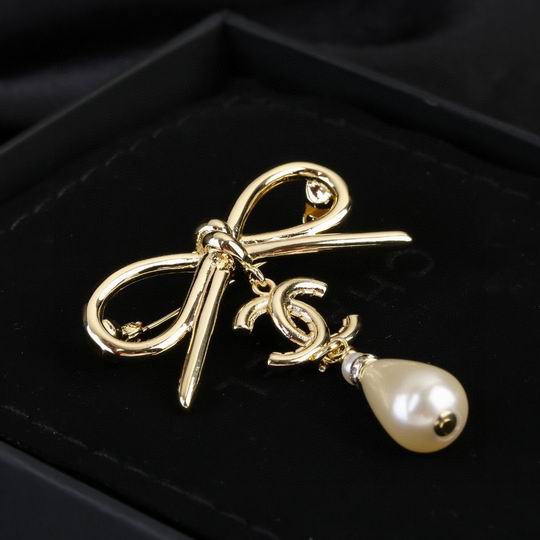 Chanel Brooch 12lyh116 (3)