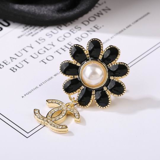 Chanel Brooch 12lyh118 (6)