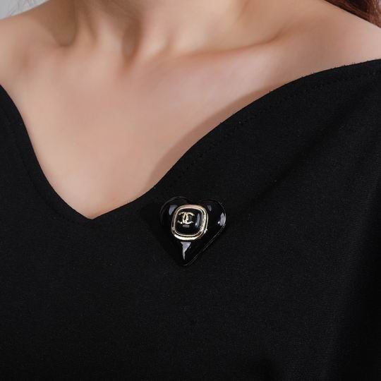 Chanel Brooch 12lyh121 (7)