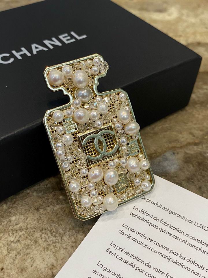 Chanel Brooch 12lyh122 (1)