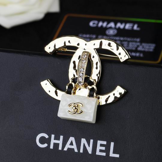 Chanel Brooch 12lyh125 (1)