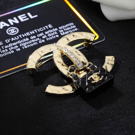 Chanel Brooch 12lyh125 (3)