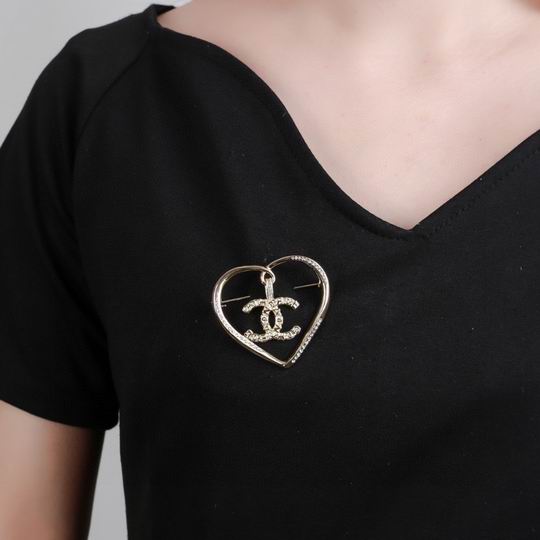 Chanel Brooch 12lyh126 (7)