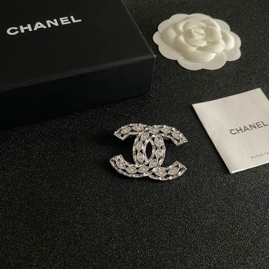 Chanel Brooch 12lyh129 (2)