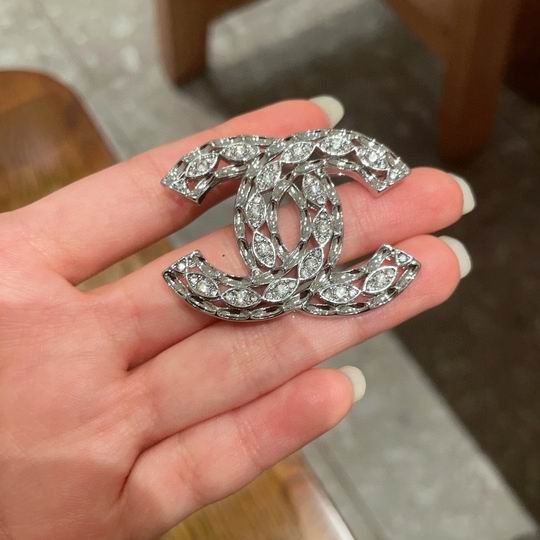 Chanel Brooch 12lyh129 (6)