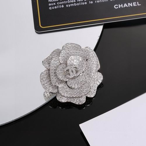 Chanel Brooch 12lyh131 (1)
