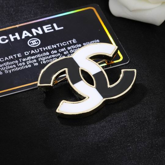 Chanel Brooch 12lyh62 (2)
