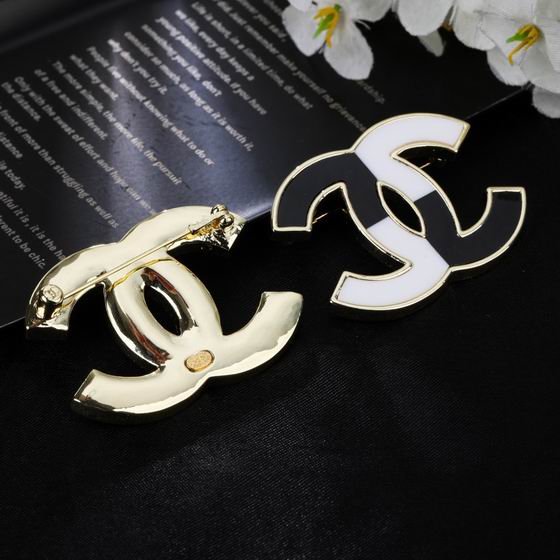 Chanel Brooch 12lyh62 (3)