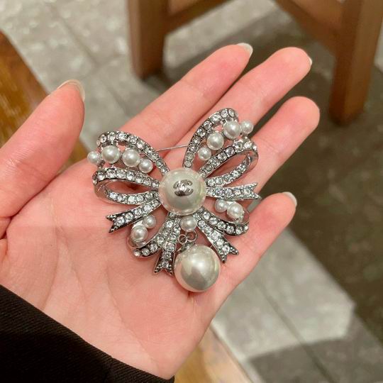 Chanel Brooch 12lyh65 (8)