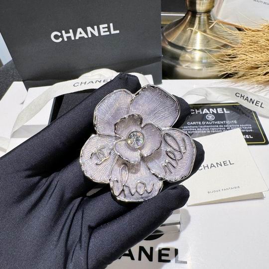 Chanel Brooch 12lyh66 (3)
