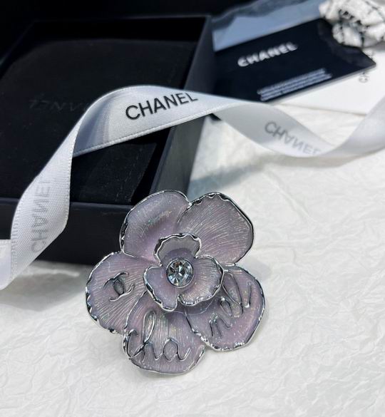 Chanel Brooch 12lyh66 (6)