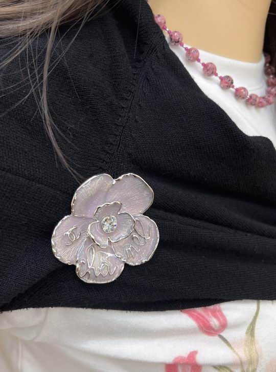 Chanel Brooch 12lyh66 (7)
