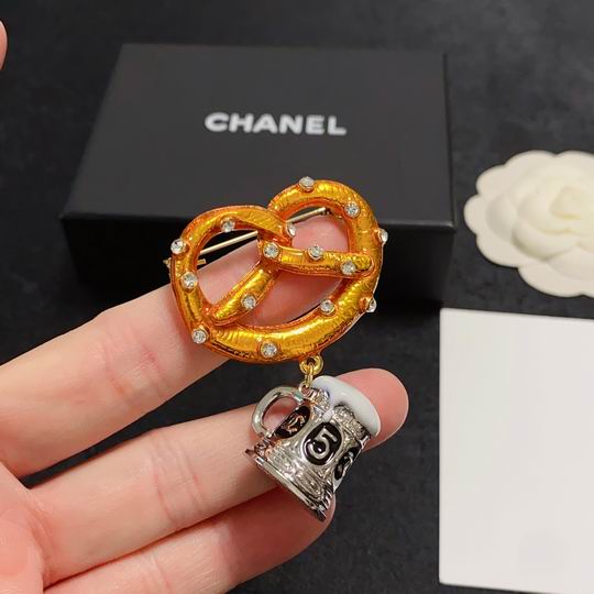 Chanel Brooch 12lyh67 (6)