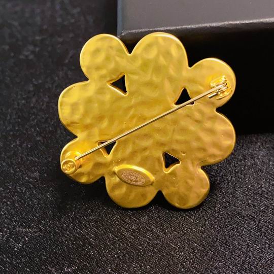 Chanel Brooch 12lyh68 (3)