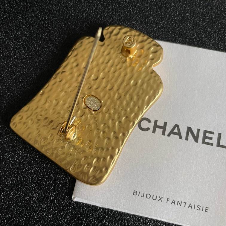 Chanel Brooch 12lyh69 (2)