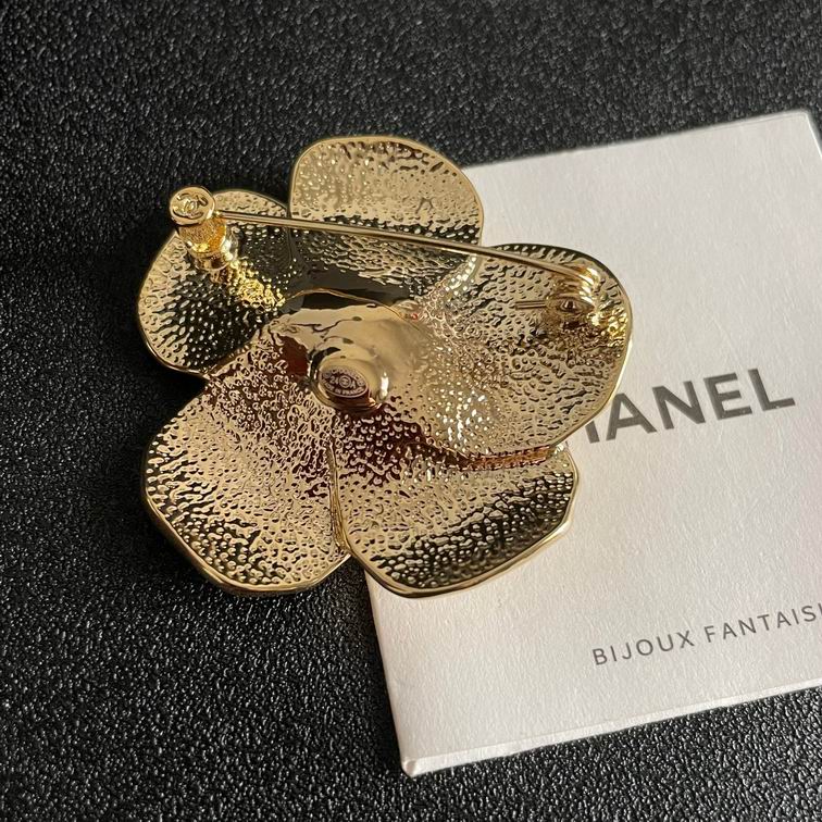 Chanel Brooch 12lyh70 (2)