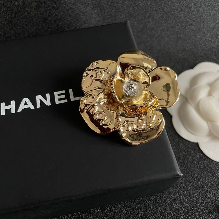 Chanel Brooch 12lyh70 (9)