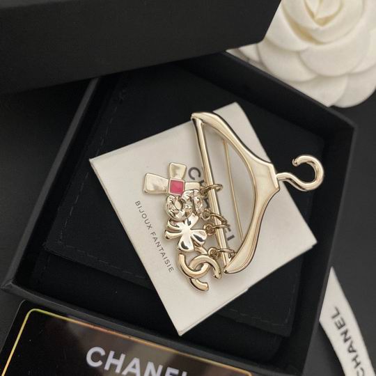 Chanel Brooch 12lyh75 (4)
