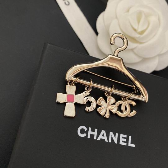 Chanel Brooch 12lyh75 (5)