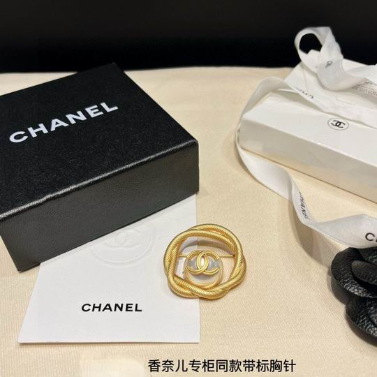 Chanel Brooch 12lyh76 (3)