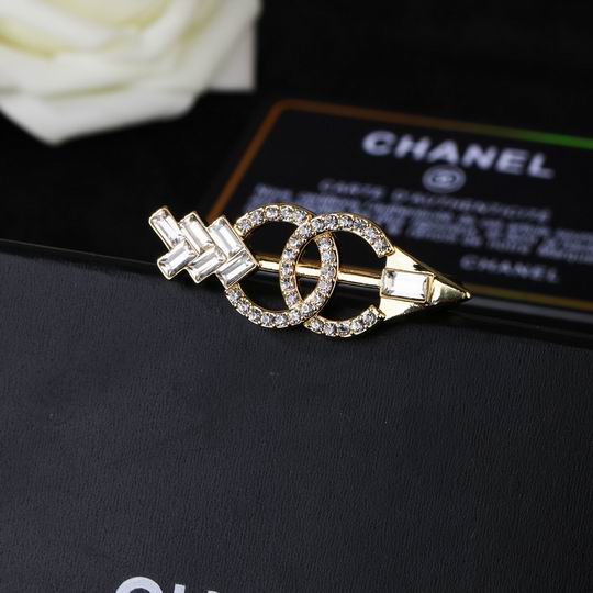 Chanel Brooch 12lyh79 (4)