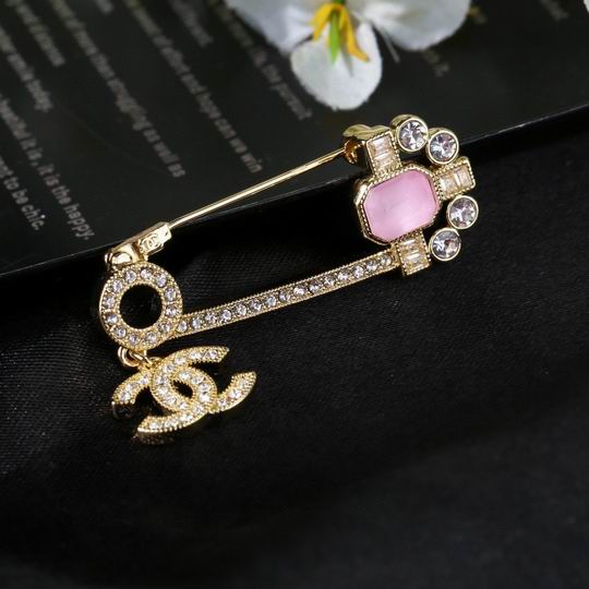 Chanel Brooch 12lyh81 (4)