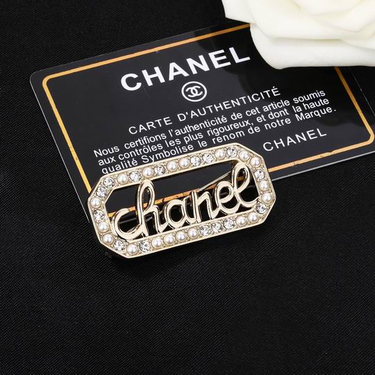 Chanel Brooch 12lyh83 (1)