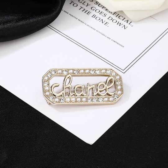 Chanel Brooch 12lyh83 (6)